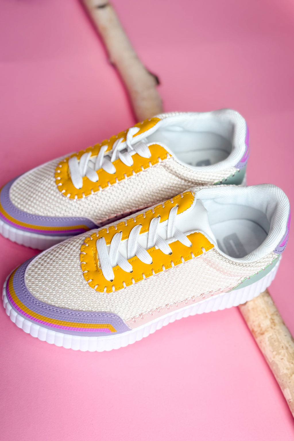 DIRTY LAUNDRY SPIRITED SNEAKERS