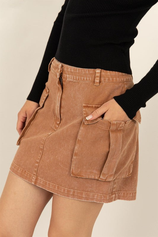 ON EDGE SKIRT