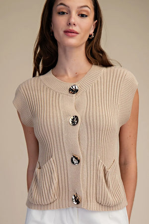 BUTTON DETAIL KNIT VEST - LondonEE & Co. 
