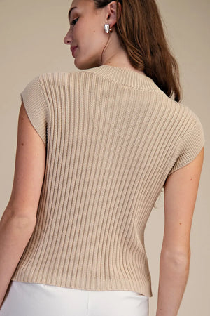 BUTTON DETAIL KNIT VEST - LondonEE & Co. 