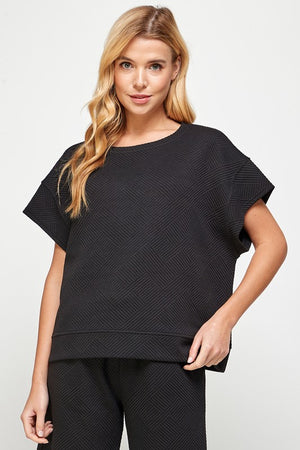 TEXTURED SHORT SLEEVE TOP