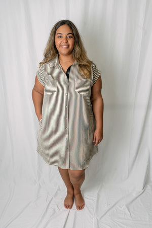 PLUS BUTTON DOWN DRESS - LondonEE & Co. 