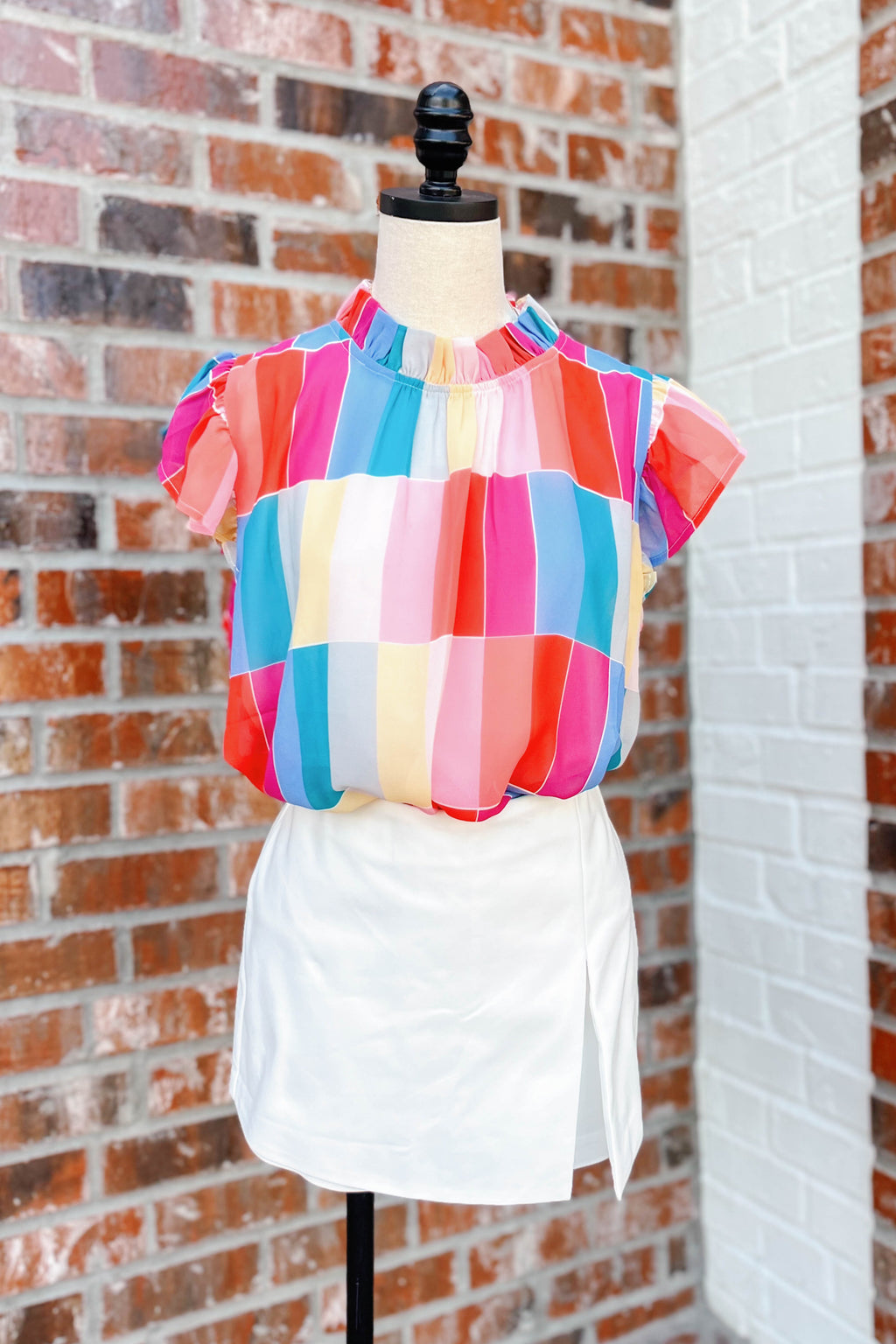 COLORFUL SQUARE PRINT TOP
