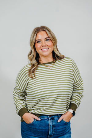 STRIPED KNIT TOP