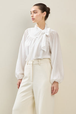 BOW RIBBON BLOUSE