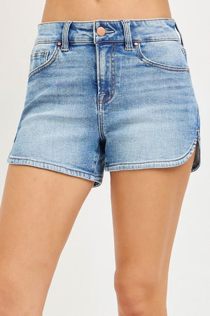 HIGH RISE ROUND HEM SHORTS