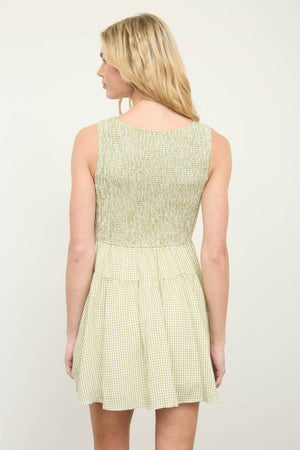 SLEEVELESS GINGHAM DRESS - LondonEE & Co. 
