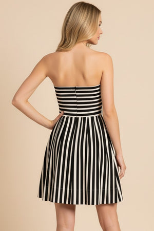STRIPED STRAPLESS MIDI DRESS