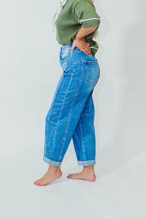 HIGH RISE CROP BARREL JEANS