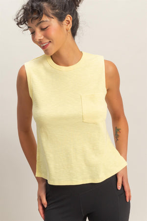 SLEEVELESS BASIC TOP - LondonEE & Co. 