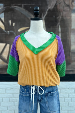 MARDI GRAS RIBBED V-NECK TOP - LondonEE & Co. 