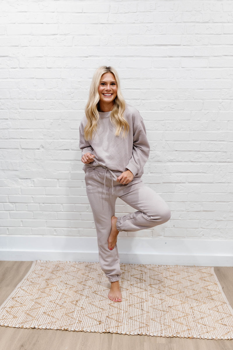 TEXTURED JOGGER PANTS