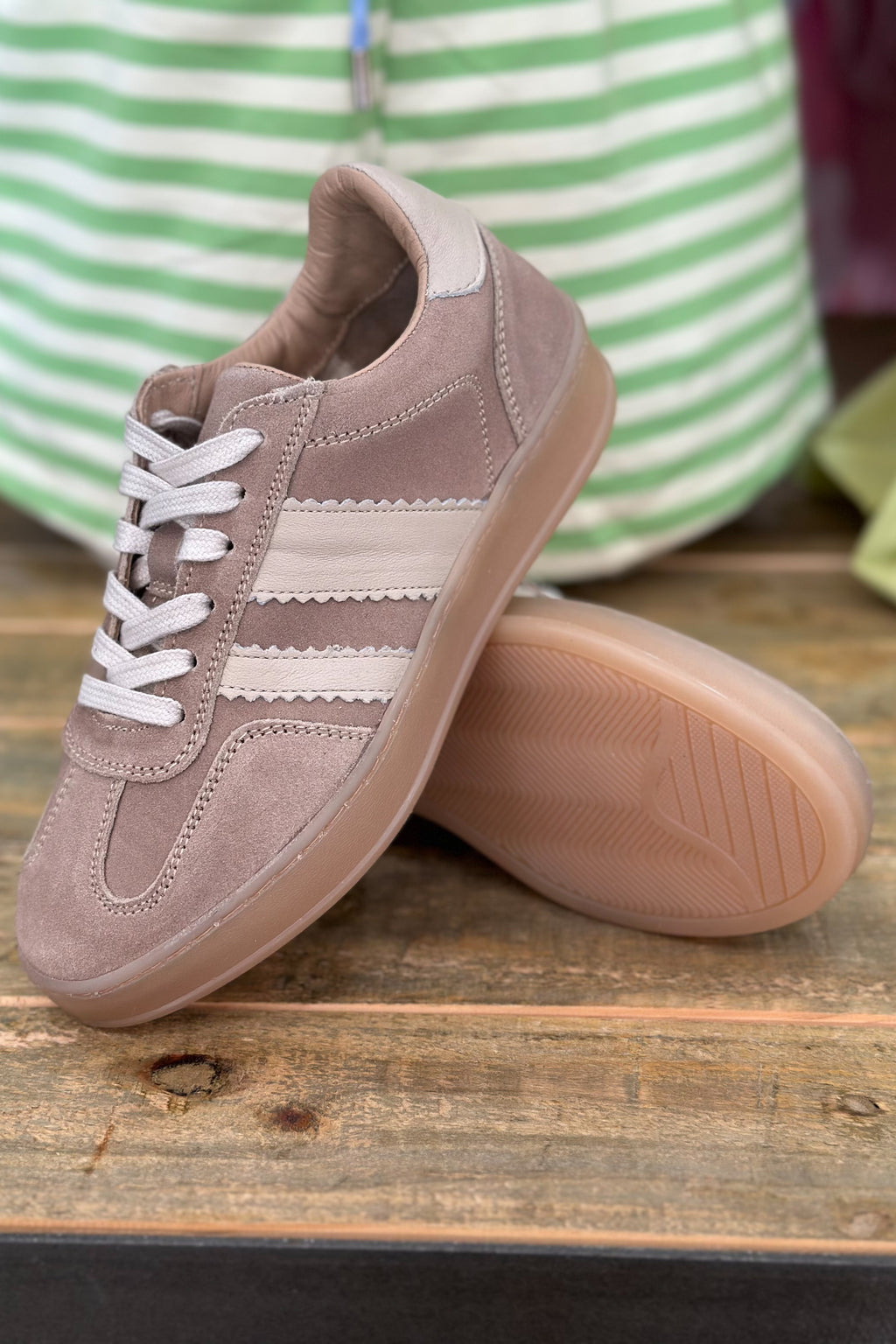 DIBA TRUE DON QWILL SNEAKERS