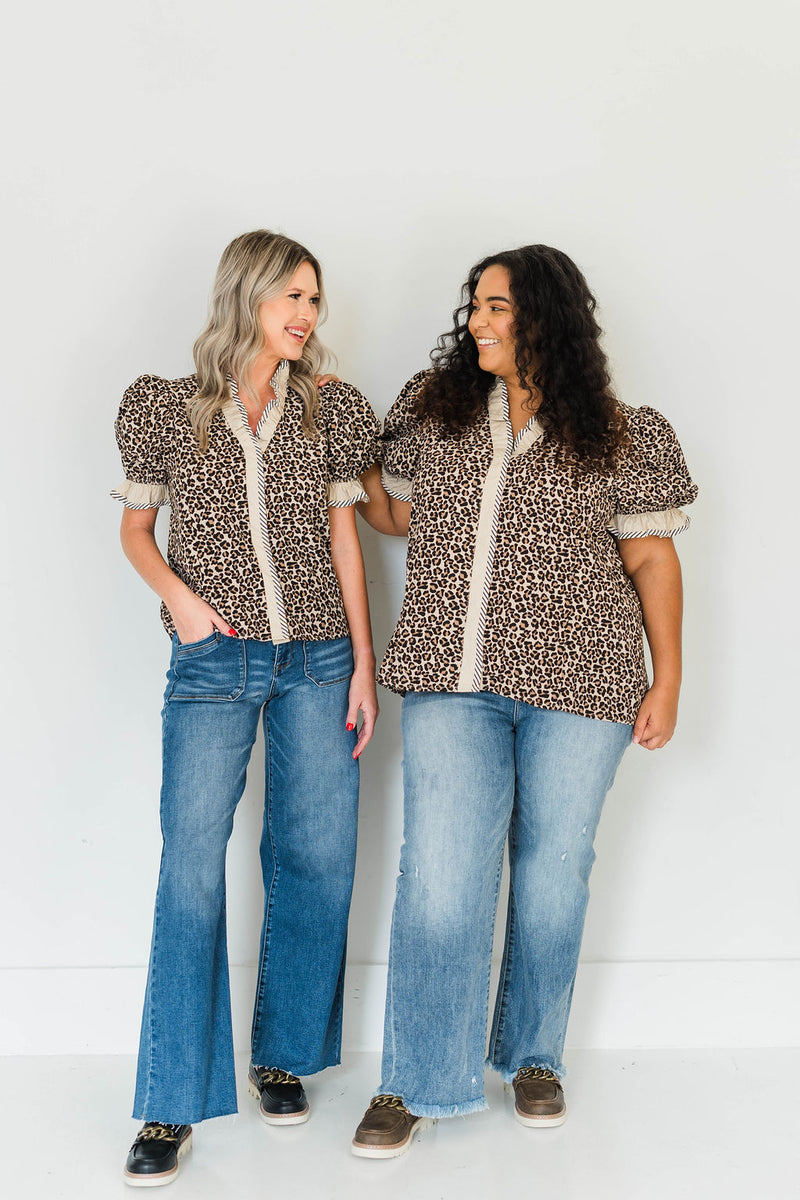 RUFFLED LEOPARD TOP