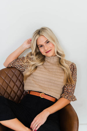 LEOPARD PRINT SLEEVE TOP
