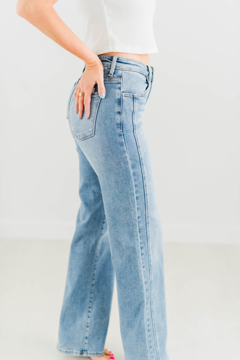 RISEN MID RISE JEANS