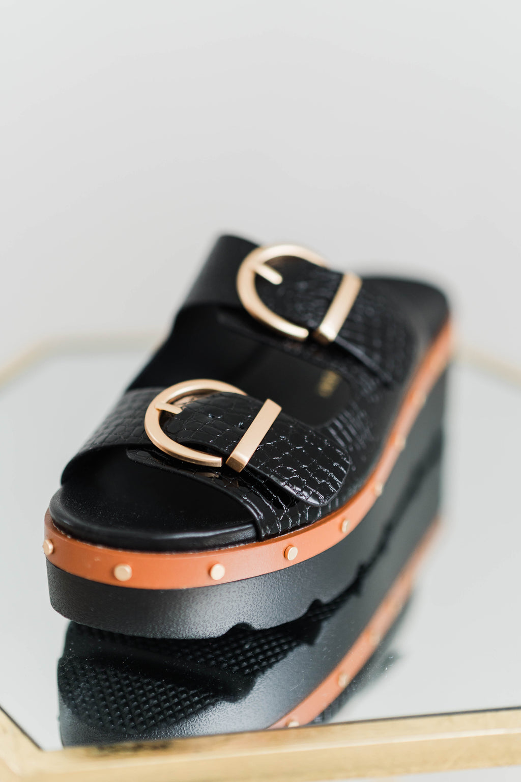 SURFS UP WEDGE SANDAL