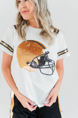 BLACK & GOLD HELMET TOP