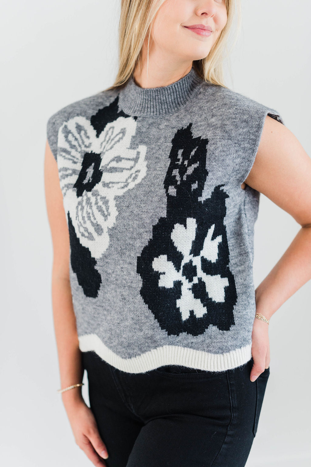 FLORAL PATTERN SWEATER
