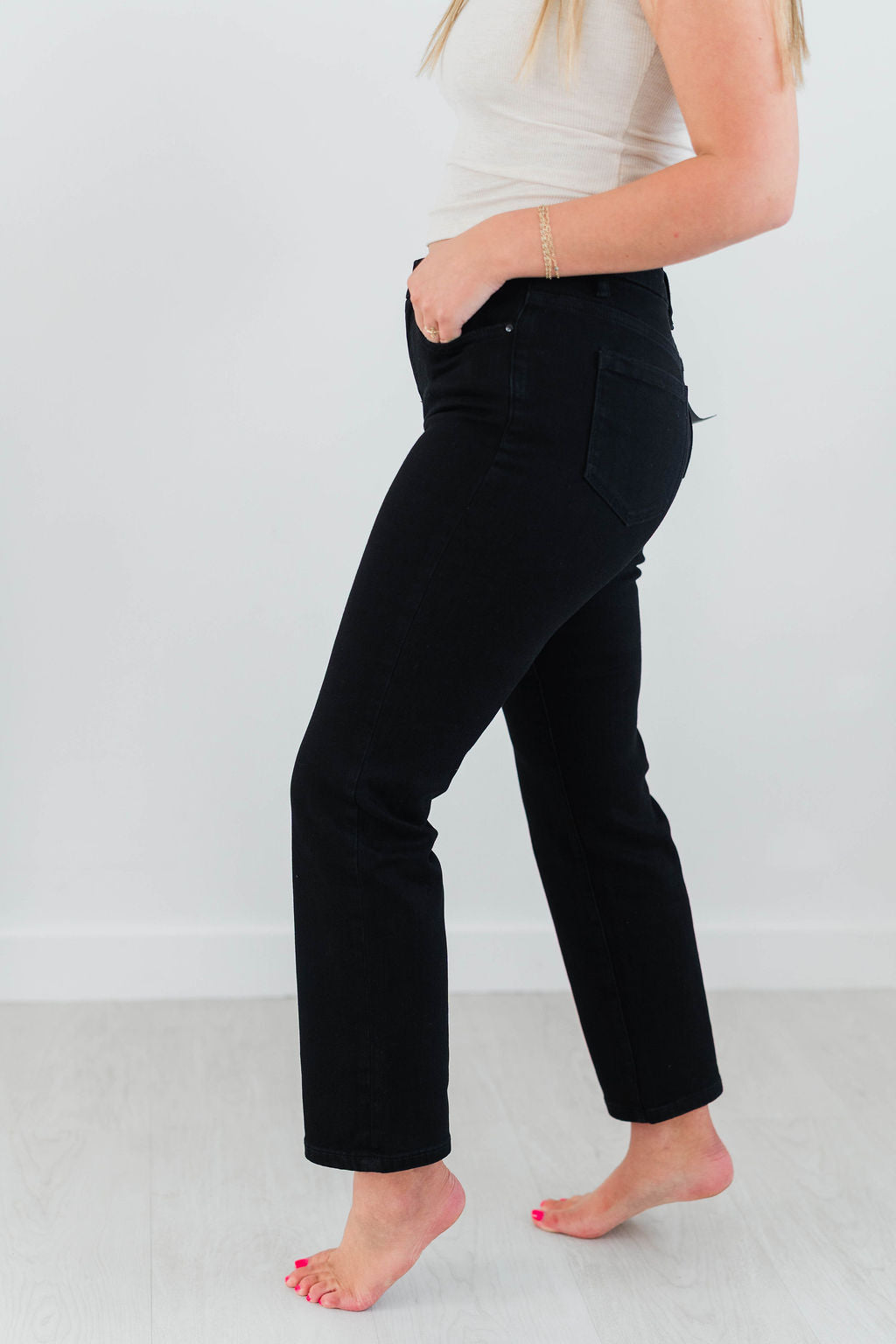 KARLI BLACK JEANS