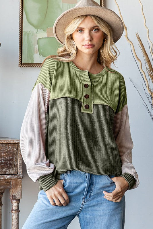 RIB BUTTON FRONT TOP