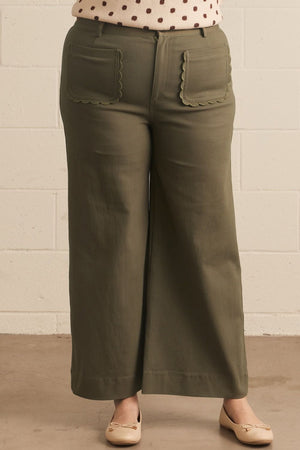 PLUS SCALLOPED PANTS