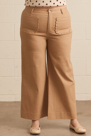 PLUS SCALLOPED PANTS