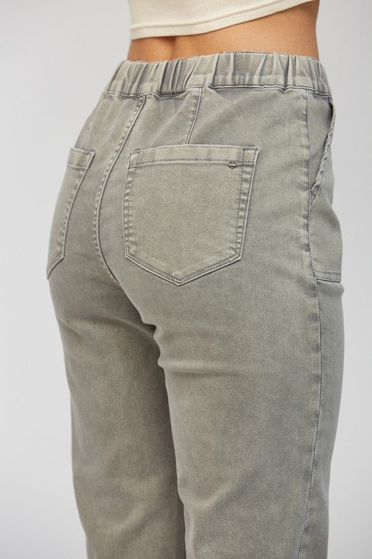 ADRIANNA HIGH RISE JOGGER