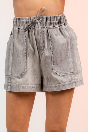 SWEET SURPRISE SHORTS