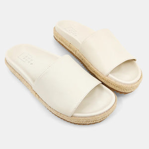 CRISANTA SLIP-ON SANDAL